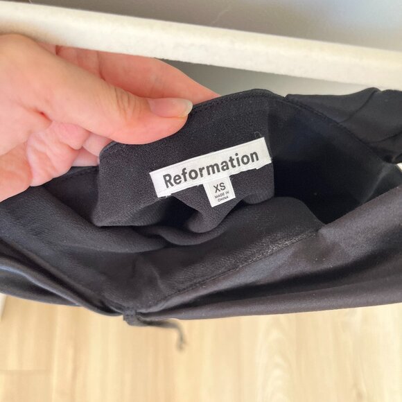 NEW REFORMATION Nancy Silk Top - Picture 6 of 7